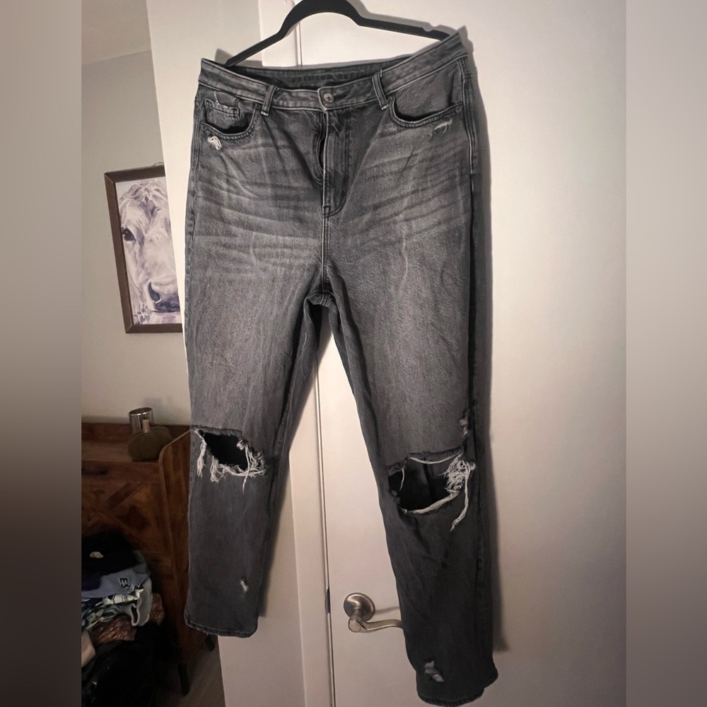 American Eagle Mom Jeans